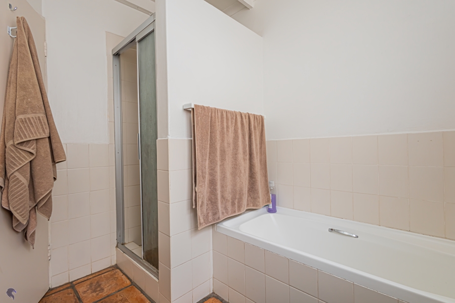 4 Bedroom Property for Sale in Country Club Western Cape